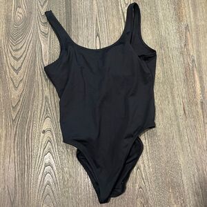 NWOT PINK Victoria’s Secret Active Swim One Piece Swimsuit Pull-On Black Size M